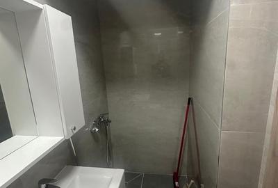 Garsonieră cu loc de parcare , Mobilată si utilată,piscina,metrou Berceni - 12