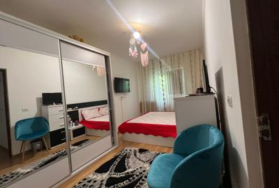 Apartament 49mp, la mansarda - cu pod !  Zona Tomis 3, Str. Zmeurei ,63500 € - 5
