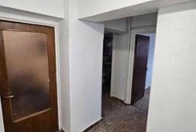Apartament cu 4 camere decomandat în Dorobanți