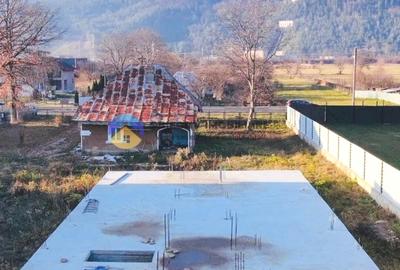 Casă PÂNGĂRAȚI la DN 15 cu vedere spre râul BISTRIȚA - 5