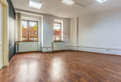 Spațiu de birouri de 84.4mp, Semicentral,Vad stradal,Trafic pietonal - 9