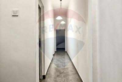 Casă / Vilă cu 6 camere de închiriat în zona Dacia - 4