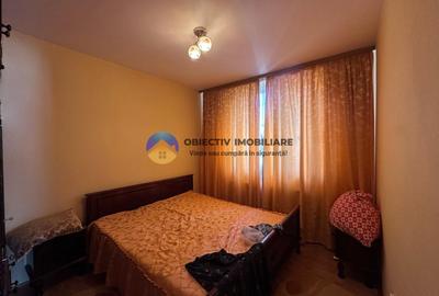 Apartament 3 camere de vânzare - Zona Centrală / 2 băi - 9