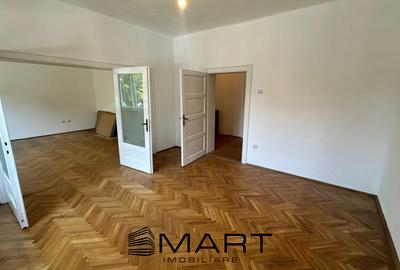 Casă individuală cu 3 camere în Calea Poplăcii