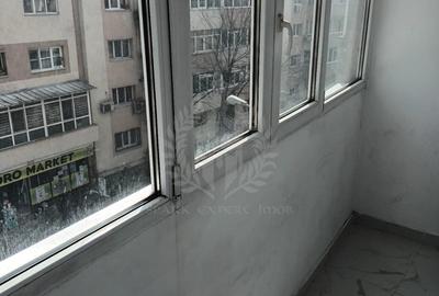 //2 CAMERE// BULEVARDUL REPUBLICII// - 5