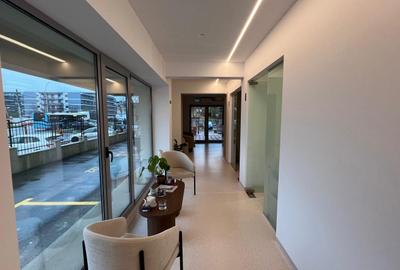 Spațiu comercial de vânzare – 247 mp utili, împărțiți în 2 unități - 6