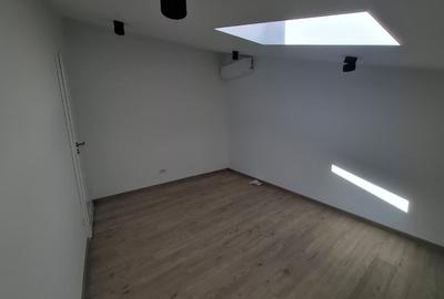 Apartament 4 Camere  in Vila , Centrala , Parcare , Totul Nou L352 - 11