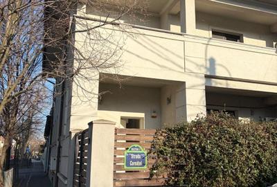 Casă individuală cu 6 camere în Pajura