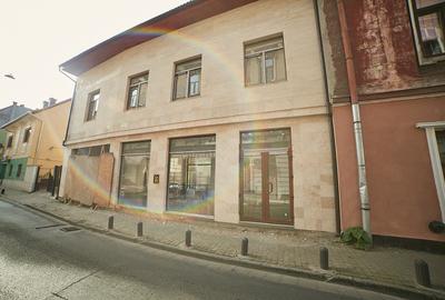 PREȚ REDUS - Spatiu comercial ultracentral - 4
