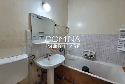 Vânzare apartament 3 camere, situat în Târgu Jiu, strada G-ral Christian Tell - 5