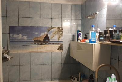 Spatiu extins central Liceul Mircea si Mare Constanta - 11