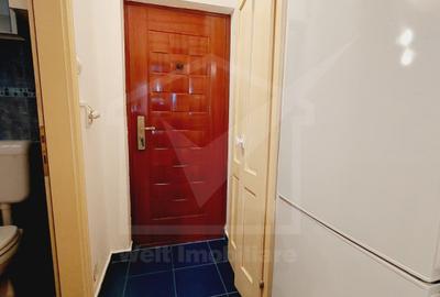 Garsoniera, etaj 1, centrala proprie, Grigorescu, comision 0% - 8
