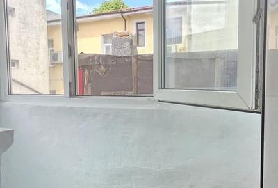OCAZIE ! CENTRU PIATA UNIRII 2 CAMERE 2 BALCOANE + BOXA ETAJ 1 PRET 78.500 EURO - 17