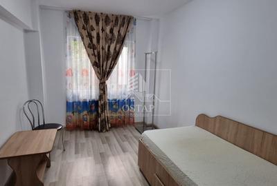9 Mai - etajul 1 - apartament 3 camere decomandate - semimobilat - 6