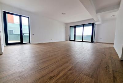 Penthouse cu 4 camere, 416mp  inclus terasa , la 200 m de rond Pipera