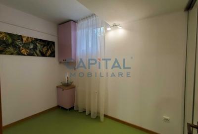 Spatiu comercial cu vitrina generoasa, parcari, chiriasi, randament 6.8%! - 4
