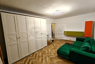 Apartament cu 2 camere decomandat, mobilat în Nicolina