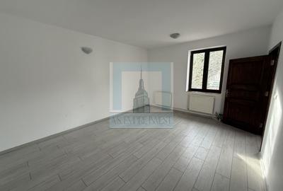 Apartament cu 2 camere decomandat în Centrul Civic