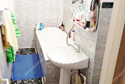 Apartament cu 2 camere decomandat, situat la etajul 3, Micro 14. - 6