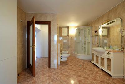 Spațiu de birou | 5 camere | Str. Octavian Goga - Pasajul Marasesti - 8