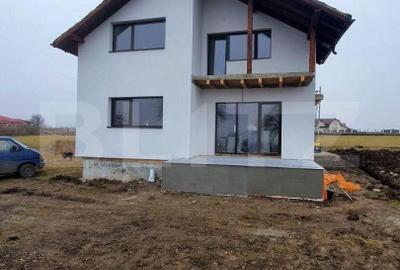 Casă individuală cu 4 camere în Bod