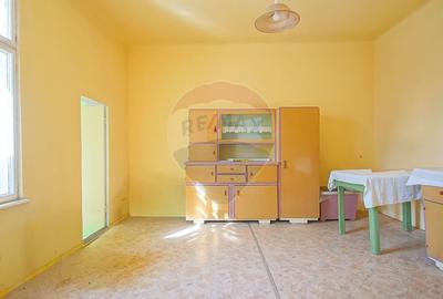 Casă cu 2 camere în Blumăna