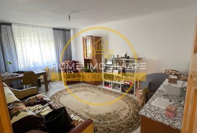 Apartament cu 2 camere decomandat, mobilat în Nicolina
