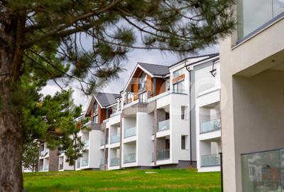 Apartament 3 camere 2 bai - la cheie- incalzire in pardosea - 1