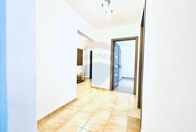 Apartament cu 3 camere de închiriat - 4