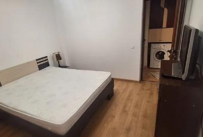 Apartament cu 3 camere decomandat în Semicentral