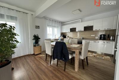 Casă individuală cu 5 camere în Moșnița Nouă