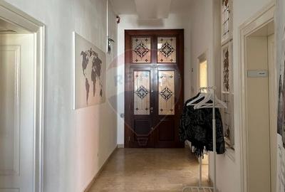 Spațiu de birouri de închiriat în Palatul Széki - 3
