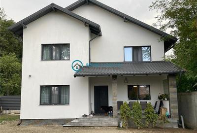 Casă individuală cu 4 camere în Puchenii Mici