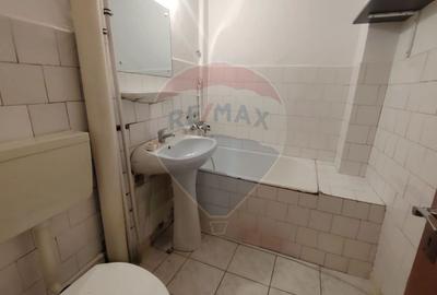 Apartament cu 3 etaj2 - 6