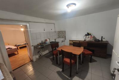 Lipovei casa pentru Muncitori 20 euro/ noapte/camera - 13