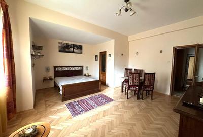 Ultracentral-Universitate,Garsoniera 36 mp,luminoasa/spatioasa-Metrou - 1