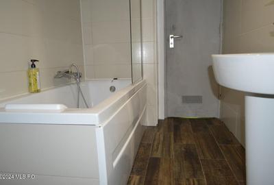 Topoloveni - Casa cu teren 1500 mp langa padure, garaj, anexe - 11