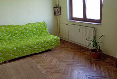 Titan - 3 minute metrou - Apartament 2 camere - 1