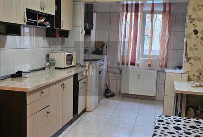 Apartament cu 2 camere semidecomandat, mobilat în Crângași