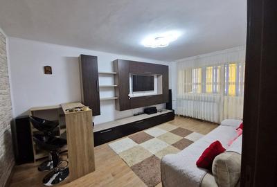 Apartament 3 camere, 3 balcoane -Bdul Republicii-Mega Image