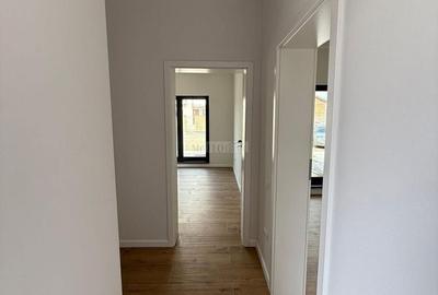 Vand Duplex pe parter 3 camere Mosnita Noua cu Canalizare Comision 0 - 7