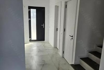 Casa inșiruita P+1E+M - 4