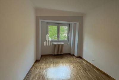 4 camere  etaj 1 /450 m METROU UNIRII - 17