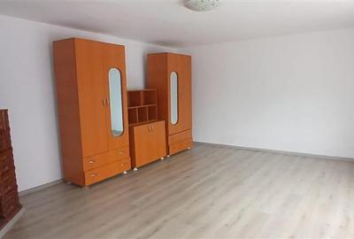 Casa 8 camere de vanzare Valea Voievozilor Targoviste 653mp teren - 5