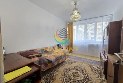 Apartament cu 2 camere semidecomandat în Apărătorii Patriei