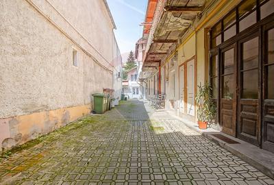 REZERVAT - Spațiu birouri/cabinete medicale 66 mp, str. Iuliu Maniu - 15