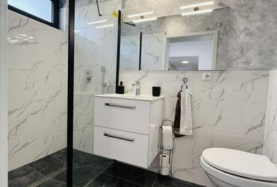 Giroc Central | Casă renovată complet | 4 camere | 2 bai - 12