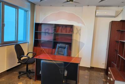 Spațiu de birouri de 1,054mp de închiriat în zona Bucureștii Noi - 4