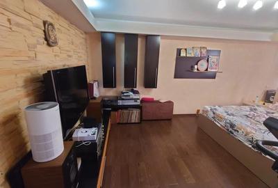 Apartament 3 camere - 2
