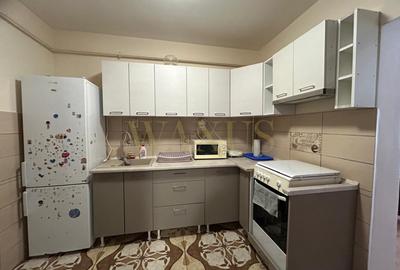 Apartament de vanzare cu 2 camere, 42 mp,etaj intermediar, parcare, zona Teilor! - 5